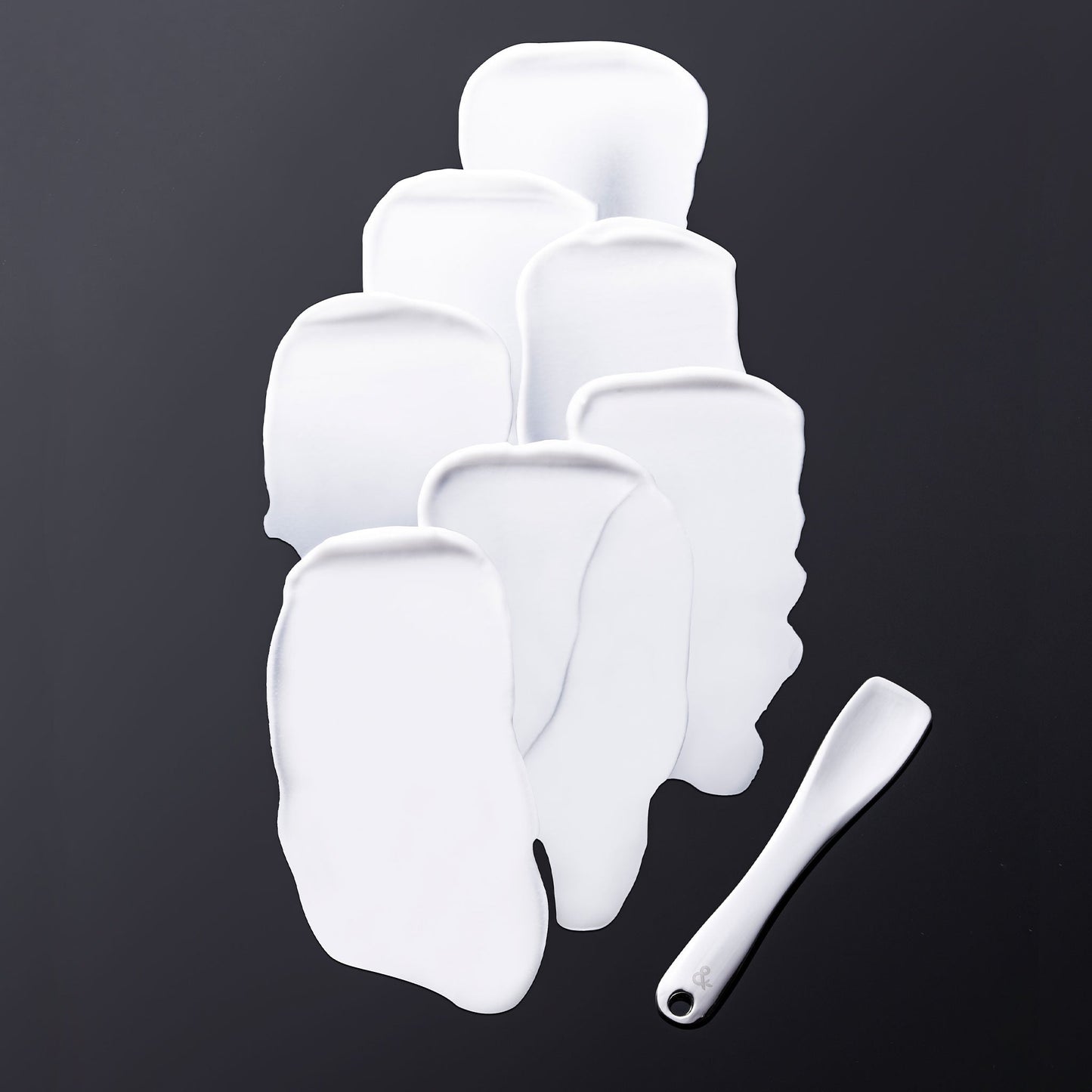 Luxe Spatula: Sustainable Skincare Tool