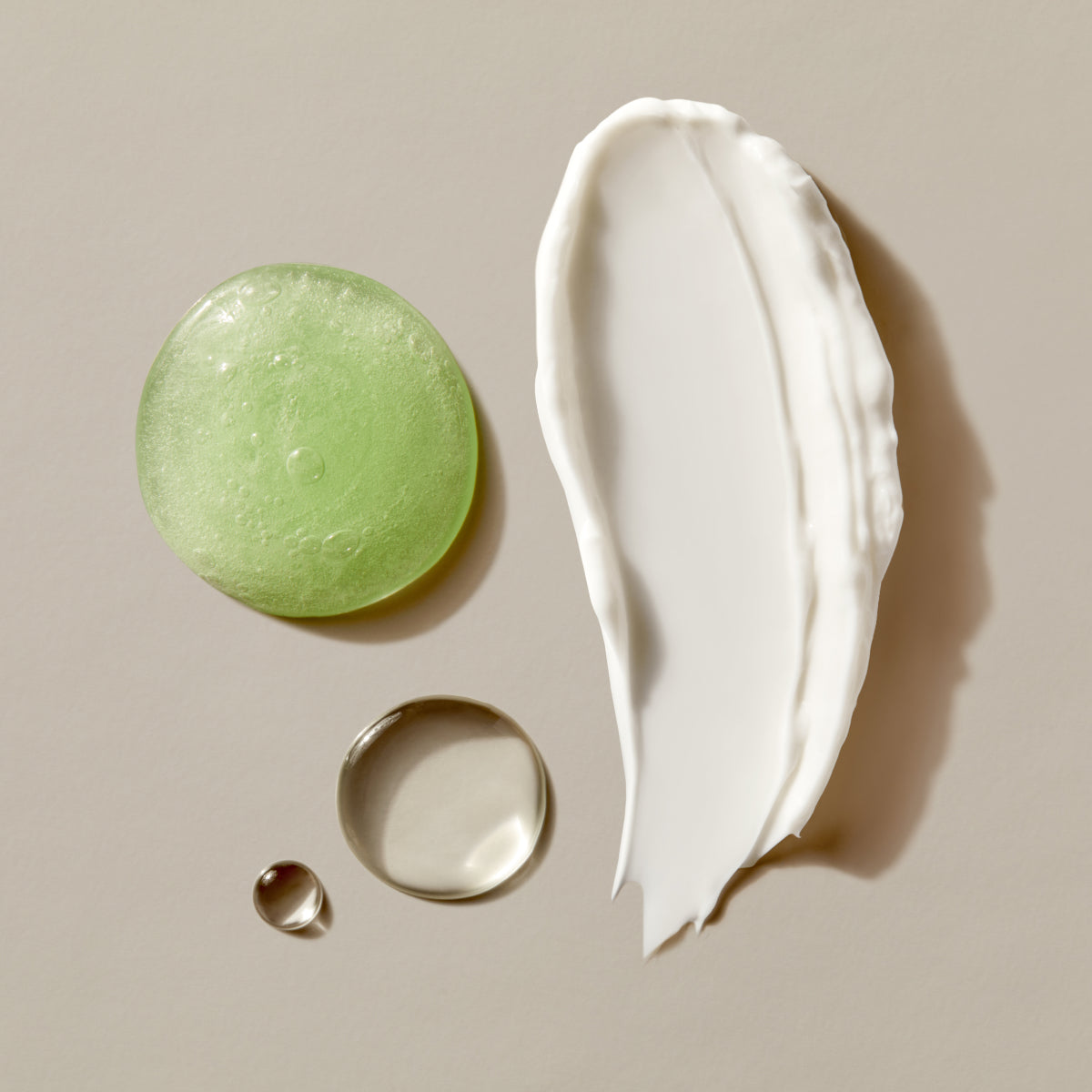 
                
                  Advanced Renewal Routine: For a smooth, bright complexion
                
              